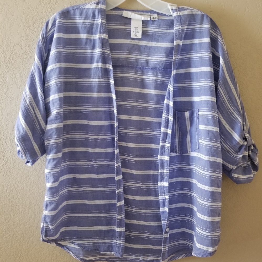 H&M button up light weight summer shirt